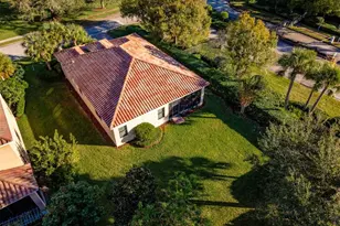 4725 55th St, Vero Beach, FL 32967 - Photo 3