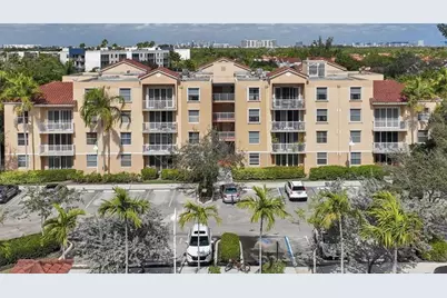 529 E Sheridan, Unit #108, Dania Beach, FL 33004 - Photo 1