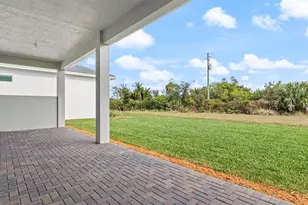 13766 SE Chantilly Trce, Port Saint Lucie, FL 34984 - Photo 7