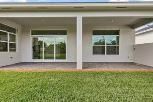 13766 SE Chantilly Trce, Port Saint Lucie, FL 34984 - Photo 9