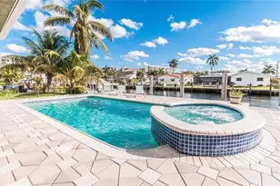 2732 NE 10th St, Pompano Beach, FL 33062 - Photo 13