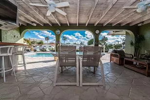 2732 NE 10th St, Pompano Beach, FL 33062 - Photo 7