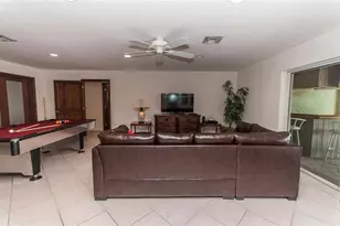 2732 NE 10th St, Pompano Beach, FL 33062 - Photo 19