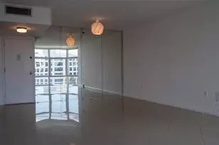 20100 W Country Club Dr, Aventura, FL 33180 - Photo 7