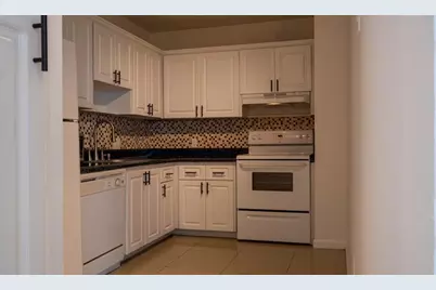 20100 W Country Club Dr, Unit #1007, Aventura, FL 33180 - Photo 21