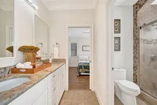 1733 NE 38th St, Oakland Park, FL 33334 - Photo 29