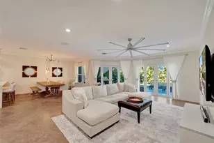 1733 NE 38th St, Oakland Park, FL 33334 - Photo 9