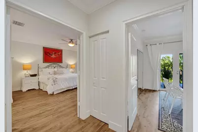 1733 NE 38th St, Oakland Park, FL 33334 - Photo 35