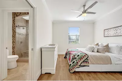 1733 NE 38th St, Oakland Park, FL 33334 - Photo 31