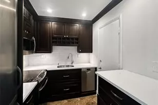 2970 NE 16th Ave, Oakland Park, FL 33334 - Photo 11