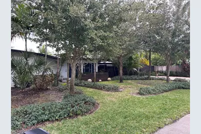 720 NE 17th Ct, Fort Lauderdale, FL 33305 - Photo 3