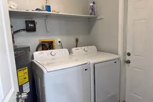 846 NW 8th St, Hallandale Beach, FL 33009 - Photo 7