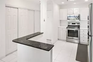 20505 E Country Club Dr, Miami, FL 33180 - Photo 15