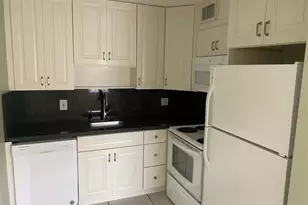 4169 SW 67th Ave, Davie, FL 33314 - Photo 3