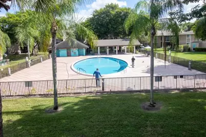 7745  Ashmont Cir, Unit #207, Tamarac, FL 33321 - Photo 17