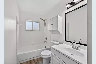 12541 SW 10th Ct, Davie, FL 33325 - Photo 13