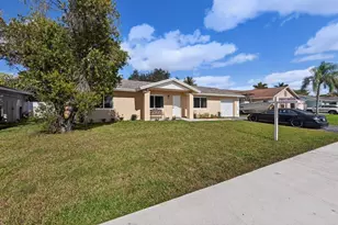 12541 SW 10th Ct, Davie, FL 33325 - Photo 19