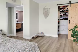 600 Parkview Dr, Hallandale Beach, FL 33009 - Photo 23