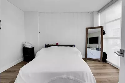 600  Parkview Dr, Unit #1029, Hallandale Beach, FL 33009 - Photo 17