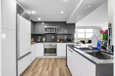 600  Parkview Dr, Unit #1029, Hallandale Beach, FL 33009 - Photo 9