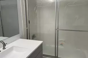 621 NW 105th Way, Pembroke Pines, FL 33026 - Photo 17