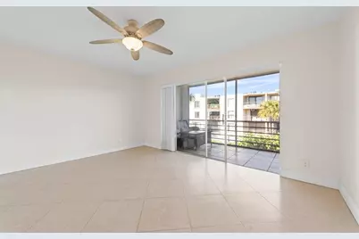 200  Waterway Dr S, Unit #301, Lantana, FL 33462 - Photo 11