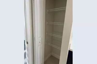 2911  Cascada Isles Way, Unit #1801, Hollywood, FL 33024 - Photo 13