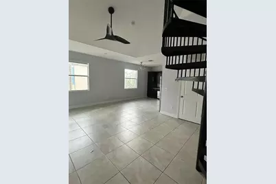 2911  Cascada Isles Way, Unit #1801, Hollywood, FL 33024 - Photo 9