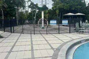 2911 Cascada Isle Way, Hollywood, FL 33024 - Photo 41