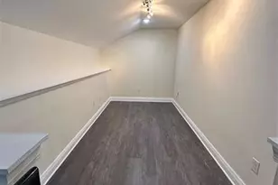 2911 Cascada Isle Way, Hollywood, FL 33024 - Photo 21