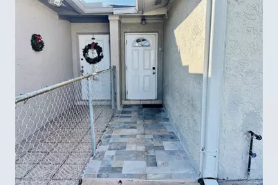 21440 NW 40th Circle Ct, Miami Gardens, FL 33055 - Photo 3