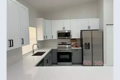 7104 NW 38th Mnr, Coral Springs, FL 33065 - Photo 7