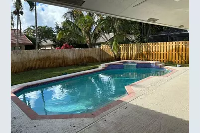 7104 NW 38th Mnr, Coral Springs, FL 33065 - Photo 25