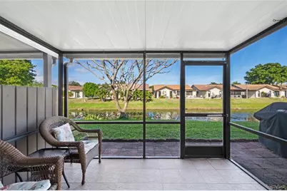 2215  Discovery Cir, Unit #2215, Deerfield Beach, FL 33442 - Photo 5