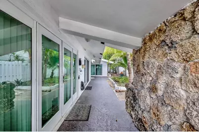 4548 N Ocean, Unit #4, Lauderdale by the Sea, FL 33313 - Photo 5