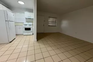 2031 NE 139th St, North Miami Beach, FL 33181 - Photo 7