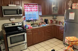 7960 NW 174th St, Hialeah, FL 33015 - Photo 11