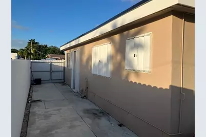 7960 NW 174th St, Hialeah, FL 33015 - Photo 19