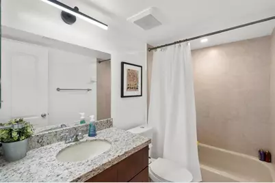 111  Lake Emerald Dr, Unit #401, Oakland Park, FL 33309 - Photo 15