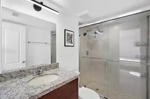 111 Lake Emerald Dr, Oakland Park, FL 33309 - Photo 11