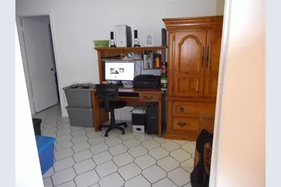 6014 NW 67th Ave, Tamarac, FL 33321 - Photo 5