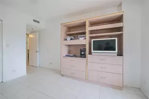 7100 Radice Ct, Lauderhill, FL 33319 - Photo 29