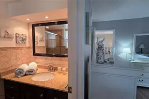 2801 Somerset Dr, Lauderdale Lakes, FL 33311 - Photo 27