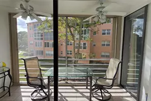 2801 Somerset Dr, Lauderdale Lakes, FL 33311 - Photo 19