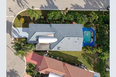 6584  Hampton Cir, Boca Raton, FL 33496 - Photo 51