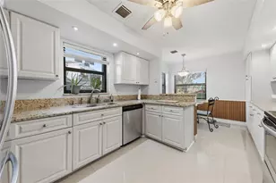 8471 NW 78th Ct, Tamarac, FL 33321 - Photo 11