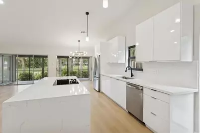 1410  Riverwood Lane, Coral Springs, FL 33071 - Photo 5