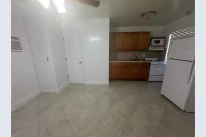 1822  Dixieanna St, Unit #10, Hollywood, FL 33020 - Photo 3