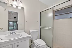 1410 NW 48th Pl, Deerfield Beach, FL 33064 - Photo 35