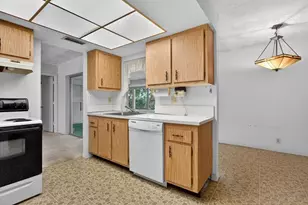 1410 NW 48th Pl, Deerfield Beach, FL 33064 - Photo 17